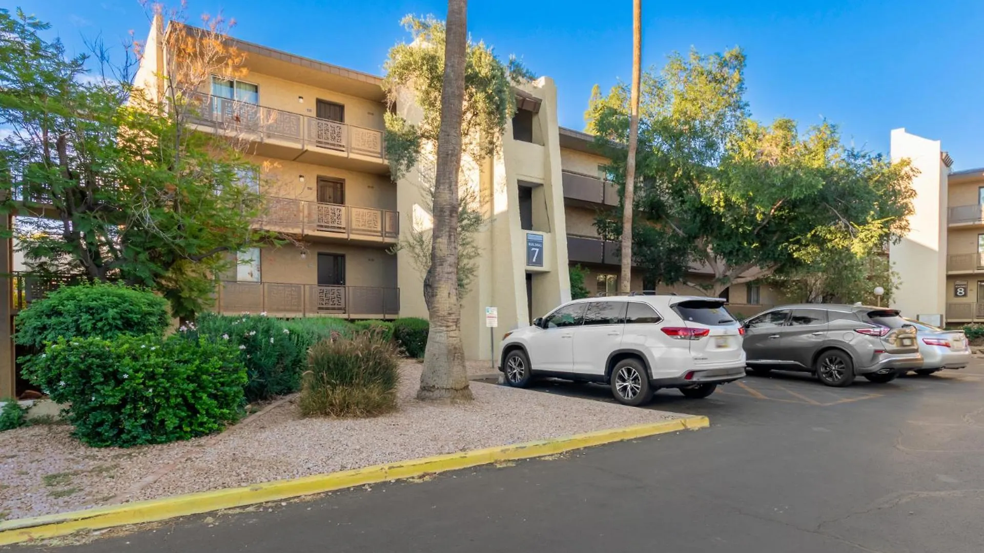 Nyaraló Modernized 2Br Condo W Pool Access Near Old Town Scottsdale